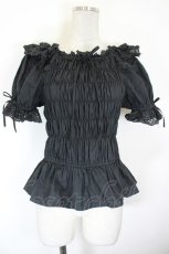 画像1: Angelic Pretty / シャーリングオフショルダーブラウス  黒 I-26-10-17-002-AP-BL-SA-ZI (1)