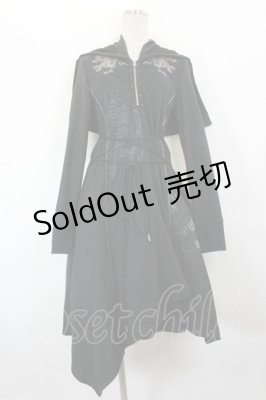 Preview of 龍刺繍パーカーワンピース  黒