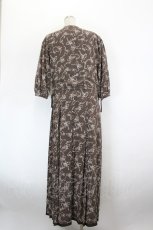 画像4: INGEBORG / フラワーリボン総柄ワンピース  ブラウン I-26-10-20-061-LO-OP-SA-ZI (4)
