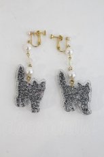 画像2: Angelic Pretty / Little Catイヤリング  黒ｘ白 I-26-10-20-119-AP-AC-SA-ZI (2)