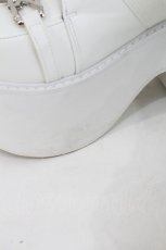 画像4: Transfer Student / クロスベルト厚底ロングブーツ 38 白 I-26-10-20-140-LO-SH-TE-ZI (4)