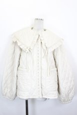 画像1: Candy Stripper / FRILL COLLAR PRECIOUS QUILTING JACKET 2 ベージュ I-26-10-20-030-PU-JA-SA-ZI (1)