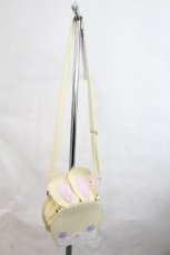 画像2: Angelic Pretty / リリカルバニーショルダーバッグ  イエロー I-26-10-22-114-AP-BG-TE-ZI (2)