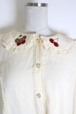画像3: axes femme kawaii / クマパフェ刺繍ブラウス M ベージュ I-26-10-22-026-AX-BL-TE-ZI (3)
