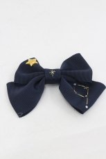 画像1: Innocent World / 星座刺繍クリップ 紺 I-26-10-25-108-IW-AC-SA-ZI (1)