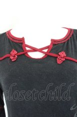 画像3: Ozz oneste / 紫陽花刺繍チュール使いチャイナ風カットソー  黒×赤 I-26-10-28-036-OO-TO-TE-ZI (3)