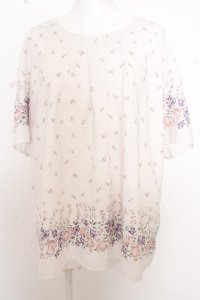 axes femme / フラワー柄オフショルトップス O-23-09-29-001-AX-TO-OA-ZI