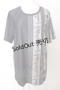 NieR Clothing / アイコンptバイカラー半袖カットソー O-23-10-11-040-PU-TO-OA-ZT185