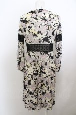 画像3: 【SALE】INGEBORG / レース切り替えローズワンピース  シロ×クロ O-23-10-15-034-LO-OP-IG-ZT328 (3)