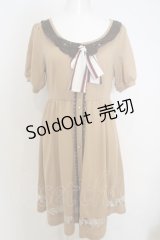 axes femme POETIQUE / レースカラーニットワンピース  ベージュ O-23-11-18-091-AX-OP-IG-ZT310