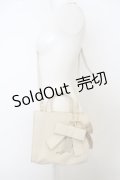 evelyn / スクエアショルダーミニバッグ  アイボリー O-23-11-26-114-LO-BG-IG-ZT346