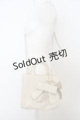 evelyn / スクエアショルダーミニバッグ  アイボリー O-23-11-26-114-LO-BG-IG-ZT346