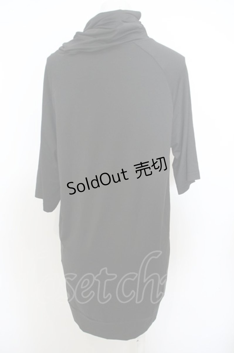 画像2: 【SALE】NieR CLOTHING / フェイスカバー付き半袖トップス  ブラック O-23-11-27-013-PU-TO-IG-ZT338 (2)