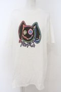 NieR Clothing / ネオンNeiRちゃんTシャツ XL ホワイト O-23-12-28-019-PU-TS-IG-ZT368