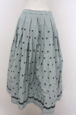 画像2: 【SALE】Jane Marple Dans Le Saｌon /Clover embroidery キャトルタックスカート M サックス O-23-12-29-015-JM-SK-IG-ZT378 (2)
