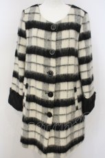 画像1: 【SALE】Swankiss / チェックシャギーノーカラーコート  シロ×クロ O-24-01-27-032-CA-CO-IG-ZTC015 (1)