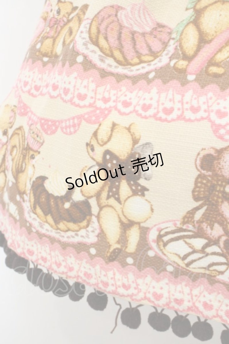 画像2: Angelic Pretty / Little Bear's Cafeジャンパースカート  生成り O-24-02-20-1014-AP-OP-IG-OS (2)
