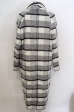 画像2: 【SALE】Candy Stripper / シャギーコート 1 ホワイト×ブラック O-24-02-27-029-PU-CO-IG-ZTC056 (2)