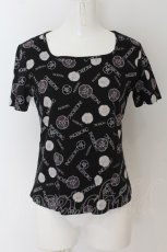 画像1: 【SALE】INGEBORG / カメリア＆ロゴptカットソー M クロ O-24-04-30-1100-LO-TO-OW-ZT401 (1)