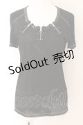 Ozz Croce / バックスカル薔薇刺繍ジップネットTシャツ  ブラック O-24-05-14-027-OO-TS-IG-OS