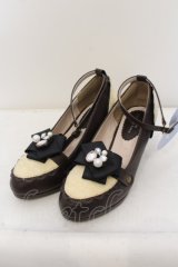 axes femme kawaii / キャンディビジューパンプス L ブラウン O-24-05-31-013-AX-SH-IG-ZT-K001