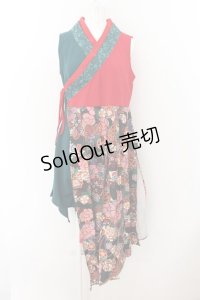 Qutie Frash / 着物プリーツチュニック  レッド×グリーン O-24-06-10-003-QU-TO-OW-ZI