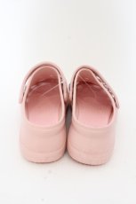 画像3: NieR CLOTHING / チェーン装飾付き厚底サンダル【身長約6cmアップ】 36/37 ピンク O-24-06-13-076-PU-SH-IG-ZTK001 (3)