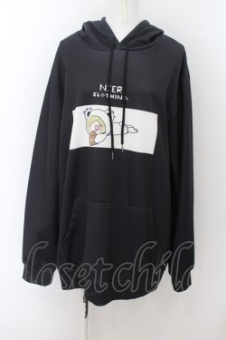 画像1: NieR Clothing / プリントプルパーカー  ブラック O-24-07-08-1001-PU-TO-KB-ZT321