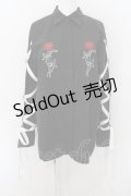LISTEN FLAVOR / 薔薇とナイフ袖リボンシャツ  ブラック O-24-07-29-1074-PU-BL-IG-ZS