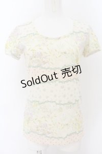 Franche Lippee / UTコラボ リボンドット柄 グラフィックT S アイボリー×薄ピンク O-24-08-14-016-LO-TS-IG-ZT097