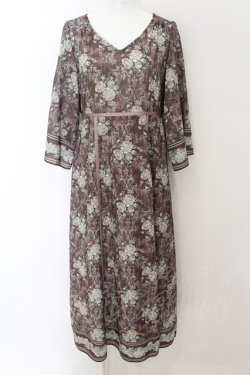 画像1: axes femme / ウォールオーナメント柄ワンピース M ブラウン O-24-08-24-115-AX-OP-IG-ZT081