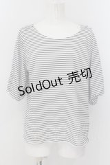 axes femme / Uネックボリューム袖Tシャツ F クロｘシロ O-24-08-30-031-AX-TS-YM-ZT063
