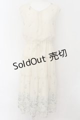 axes femme / 花柄ティアードノースリワンピ  イエロー O-24-09-02-031-AX-OP-IG-ZT199
