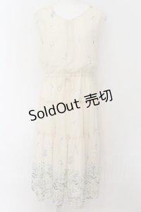 axes femme / 花柄ティアードノースリワンピ  イエロー O-24-09-02-031-AX-OP-IG-ZT199