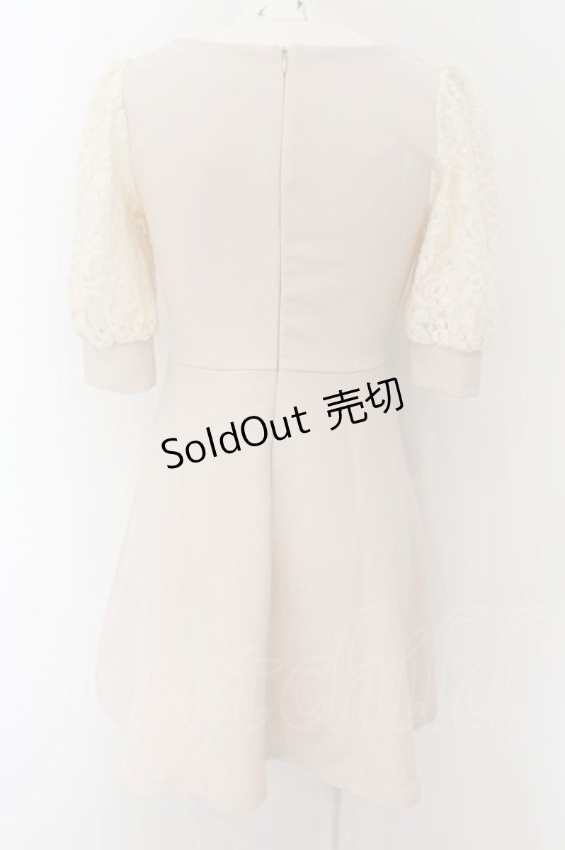 画像3: 【SALE】evelyn / レーススリーブ切り替えワンピース  ベージュ O-24-09-02-023-LO-OP-OW-ZT199 (3)