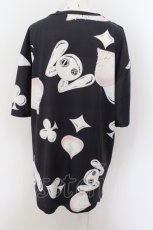 画像2: 【SALE】NieR CLOTHING / ももしき コラボデザイン総柄カットソー F ブラック O-24-09-10-019-PU-TS-IG-ZT303 (2)