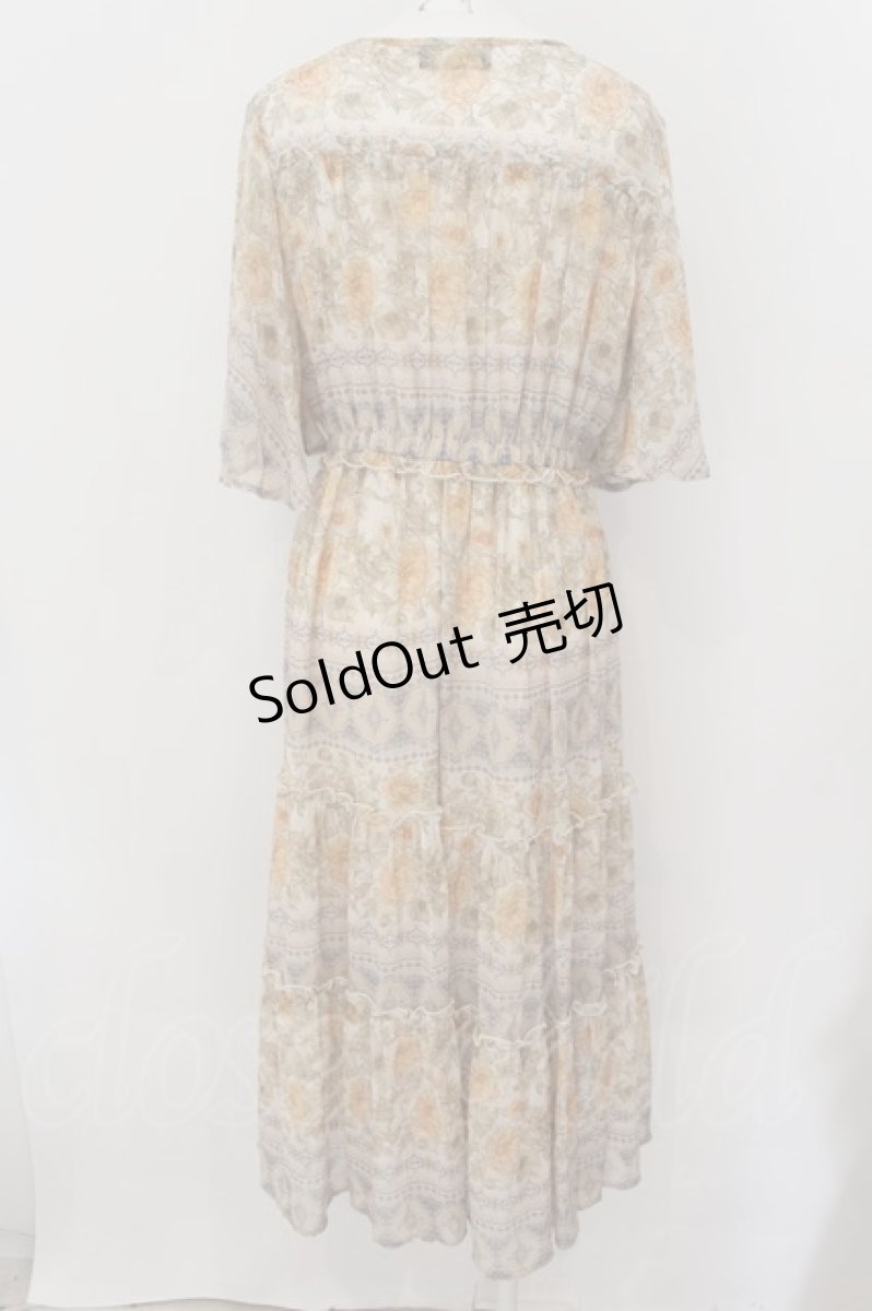 画像2: 【SALE】axes femme NOSTALGIE / フラワーパネル柄ワンピース F イエロー O-24-09-16-071-AX-OP-OW-ZT178 (2)