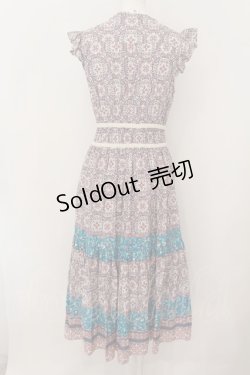 画像2: axes femme NOSTALGIE / 装飾モチーフパネル柄ワンピース F ブルー系 O-24-09-16-074-AX-OP-OW-ZT178