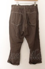 画像2: 【SALE】RNA / ウェービーシームタックパンツ M ブラウン O-24-09-30-076-PU-PA-OW-ZT331 (2)