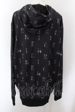 画像3: NieR Clothing / 転写ptジップアップパーカー F アルファベット総柄（ブラック） O-24-10-08-012-PU-TO-OW-ZT260