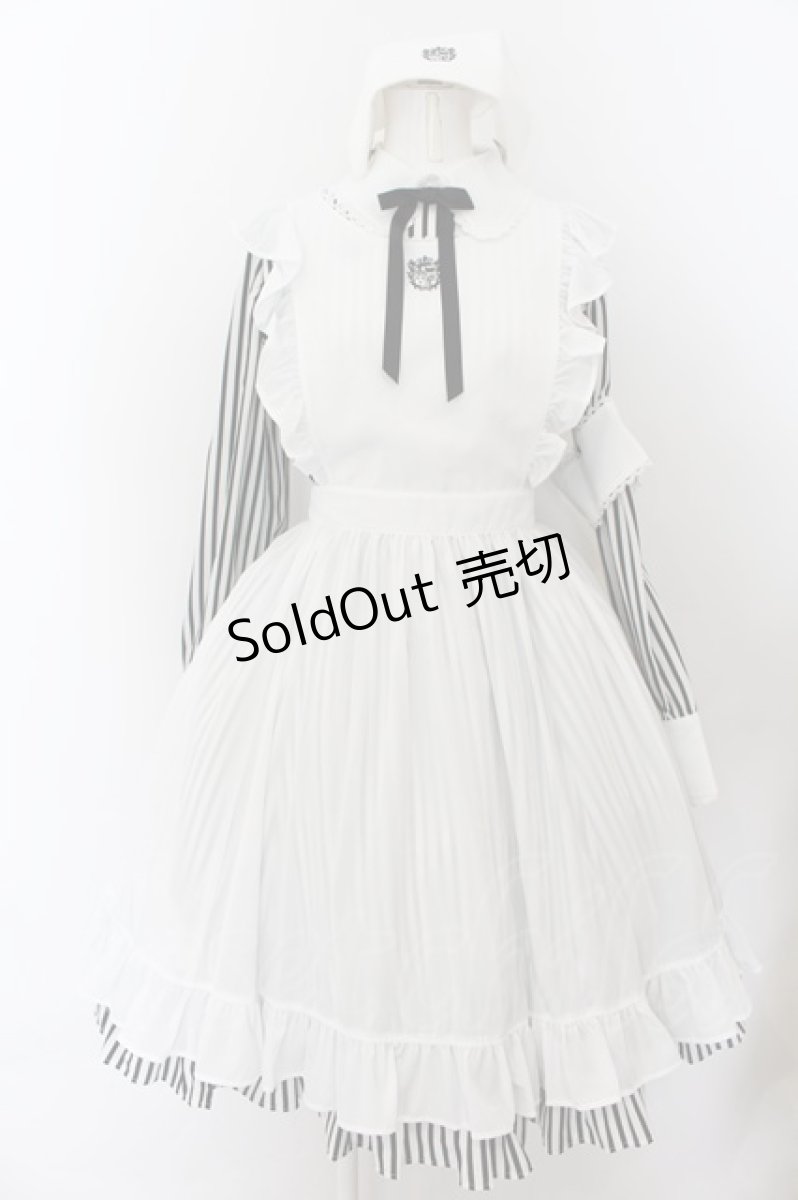 画像1: Angelic Pretty / Chelsea NurseワンピースSet  クロ×シロ O-24-10-11-018-AP-OP-IG-OS (1)