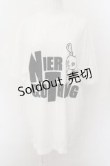 NieR Clothing / プリント半袖CUTSEW XL ロゴ＆nierちゃん（ホワイト） O-24-10-22-048-PU-TO-OW-ZT324