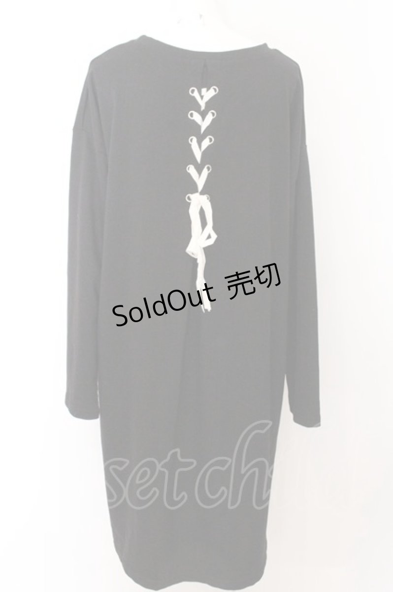 画像2: 【SALE】NieR CLOTHING / 背面レースアップカットソー M ブラック O-24-10-31-034-PU-TO-OW-ZT332 (2)