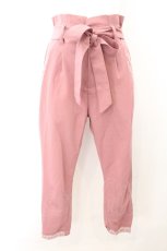 画像1: 【SALE】axes femme / スカラップ刺繍タックパンツ  ピンク O-24-11-06-001-AX-PA-IG-ZT249 (1)