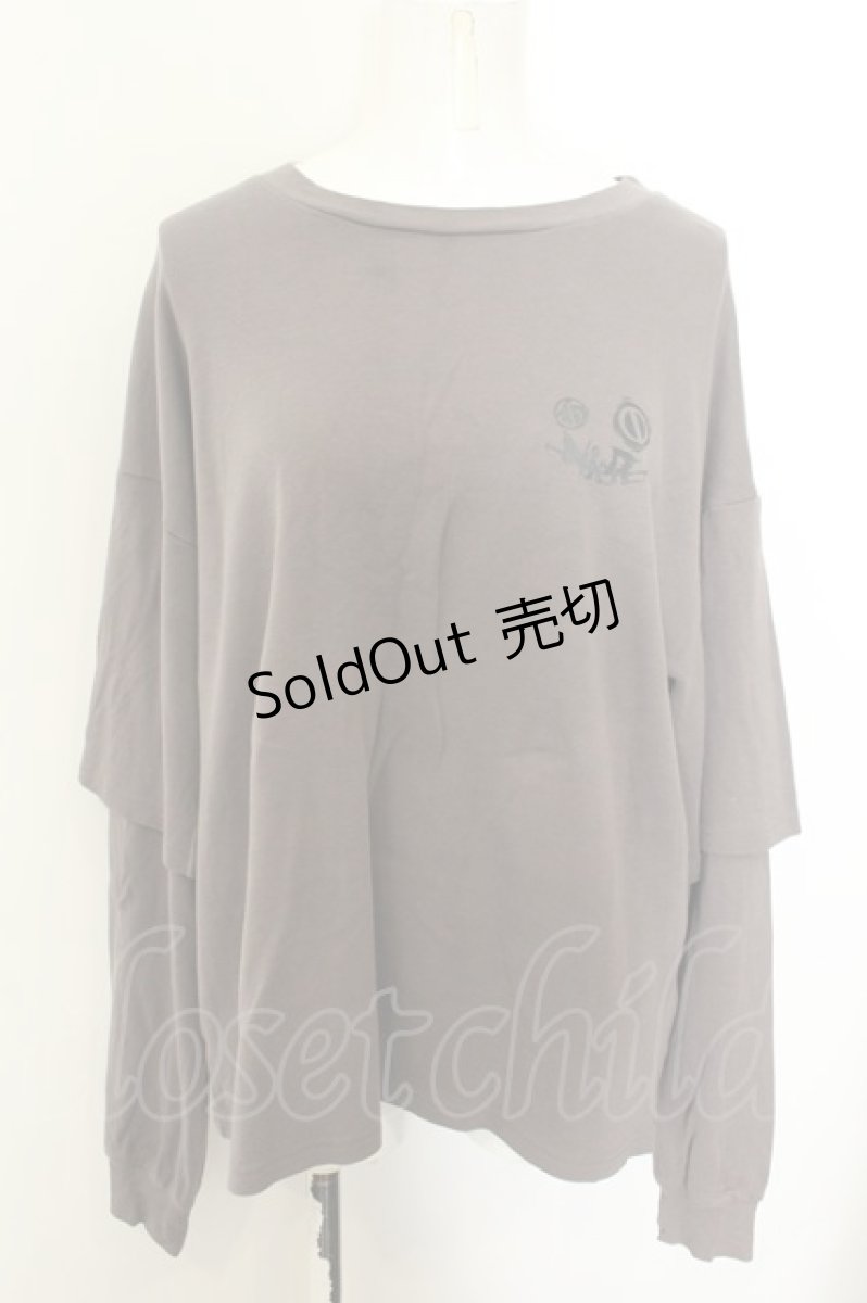 画像1: 【SALE】NieR CLOTHING / プリントラグランカットソー  チャコール O-24-11-06-025-PU-TO-IG-ZT372 (1)