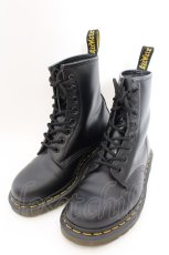 画像1: 【SALE】Dr.Martens （Getta Grip） / 8ホールブーツ アウトソールつま先〜踵まで約26ｃｍ ブラック O-24-11-09-026-PU-SH-OW-ZT088 (1)