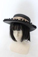 画像1: 【SALE】Triple fortune / コサージュ付きカンカン帽  ブラック O-24-11-26-100-EL-AC-OW-ZT286 (1)