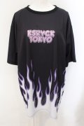 KRY CLOTHING / 「miruki×KRY 02」炎Tシャツ  ブラック O-24-11-29-061-EL-TO-OW-ZT259