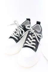 NieR Clothing / NieR軽量×厚底SNEAKERS【身長約6.5cmUP】 JPN22.5cm ブラック×ホワイト O-24-12-15-028-PU-SH-IG-ZT346
