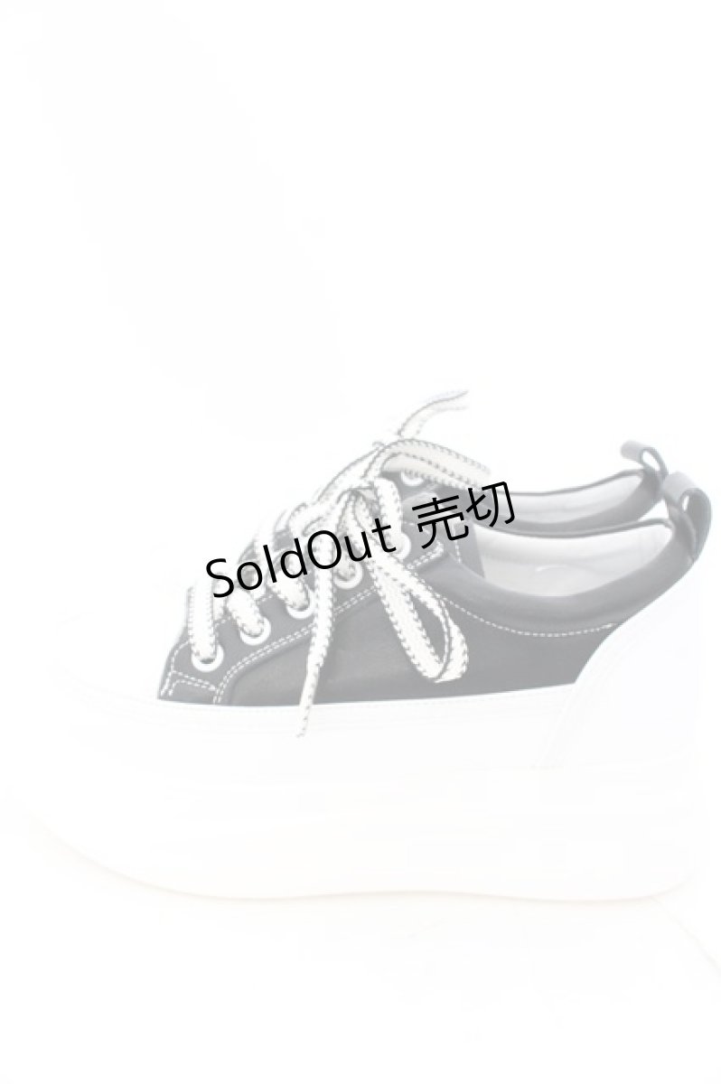 画像2: 【SALE】NieR CLOTHING / NieR軽量×厚底SNEAKERS【身長約6.5cmUP】 JPN22.5cm ブラック×ホワイト O-24-12-15-028-PU-SH-IG-ZT720 (2)